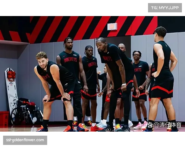 快船防守效率有待提升,侧翼防守资源需要更好整合利用 快船防守效率有待提升,侧翼防守资源需要更好整合利用